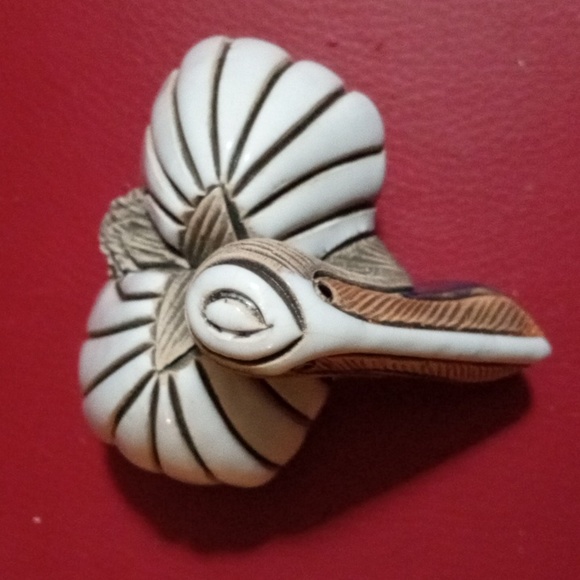 Pelican figurine - Picture 9 of 10